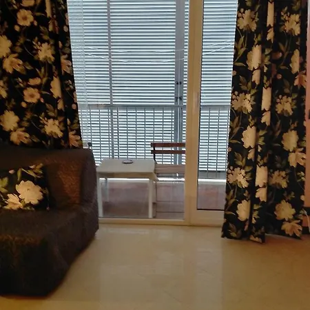 Apartment Airport Alexander *