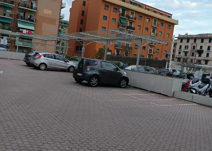 Airport Alexander شقة *